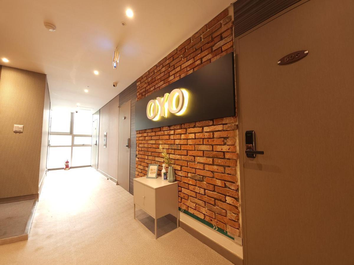 Oyo Hostel Myeongdong 2 Seúl Exterior foto