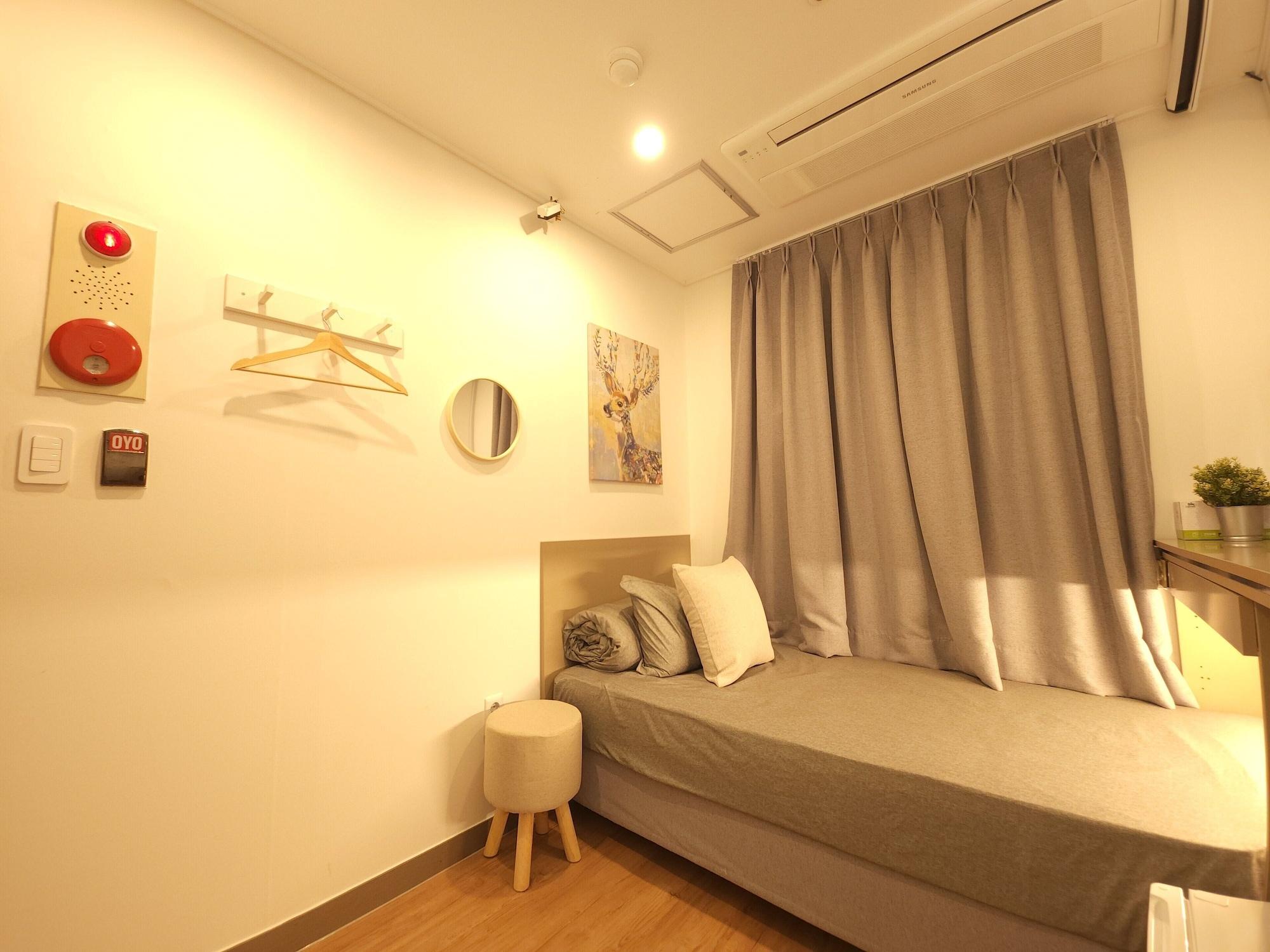 Oyo Hostel Myeongdong 2 Seúl Exterior foto