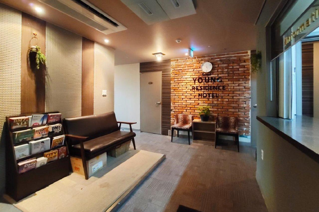 Oyo Hostel Myeongdong 2 Seúl Exterior foto